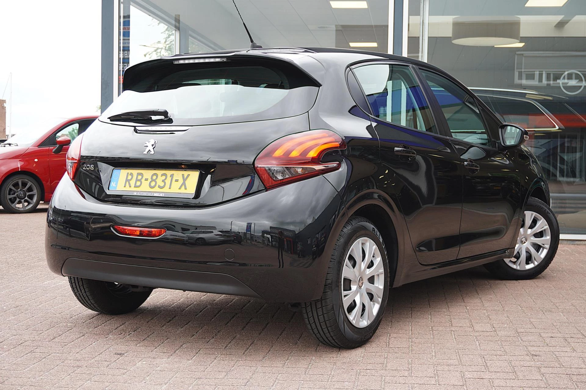 Hoofdafbeelding Peugeot 208