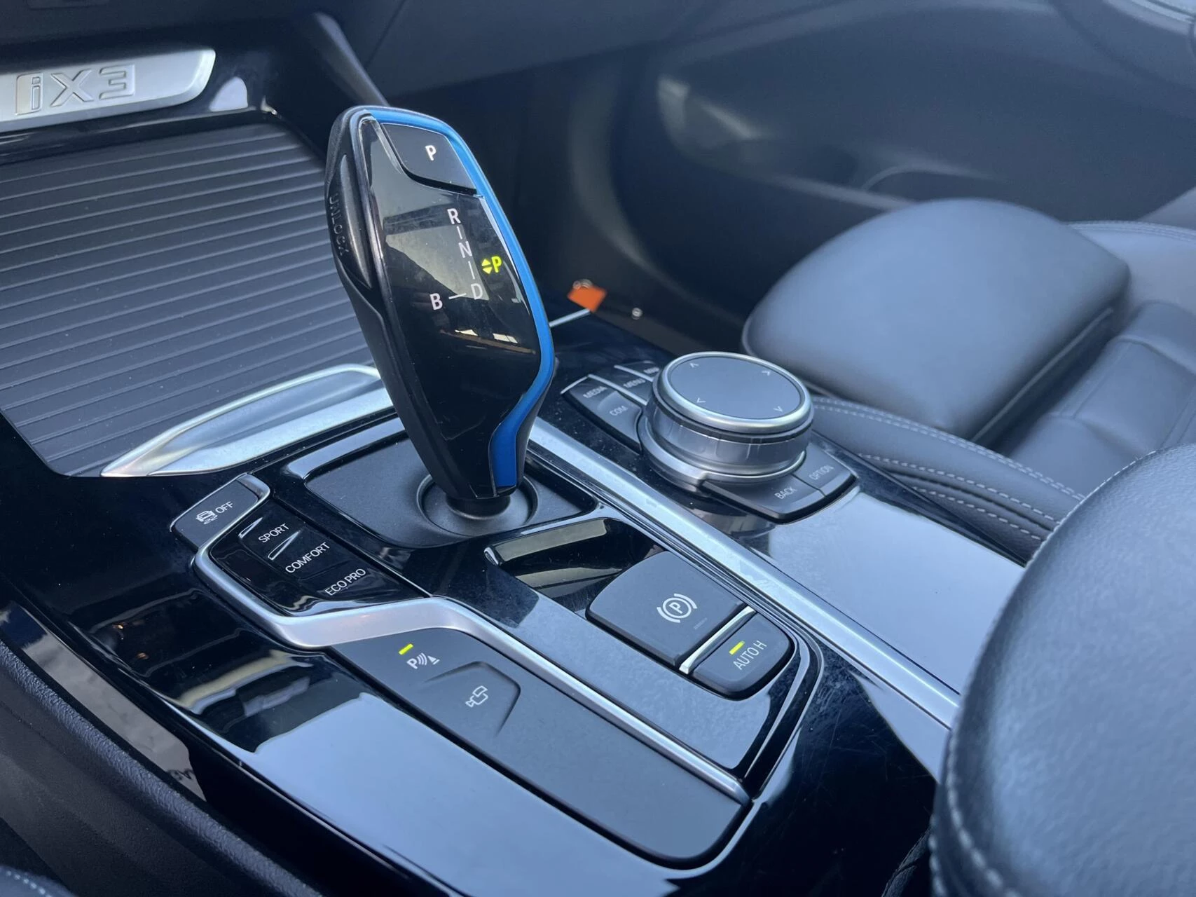 Hoofdafbeelding BMW iX3