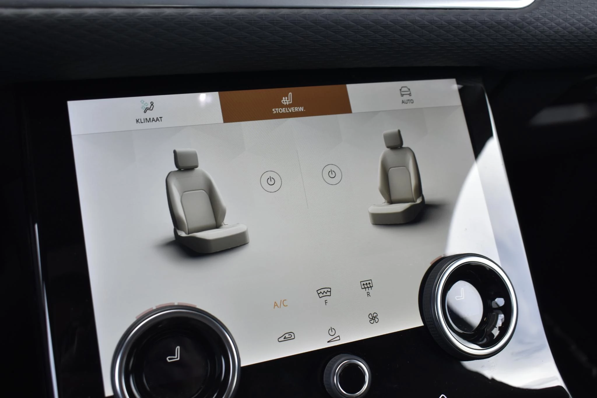 Hoofdafbeelding Land Rover Range Rover Velar