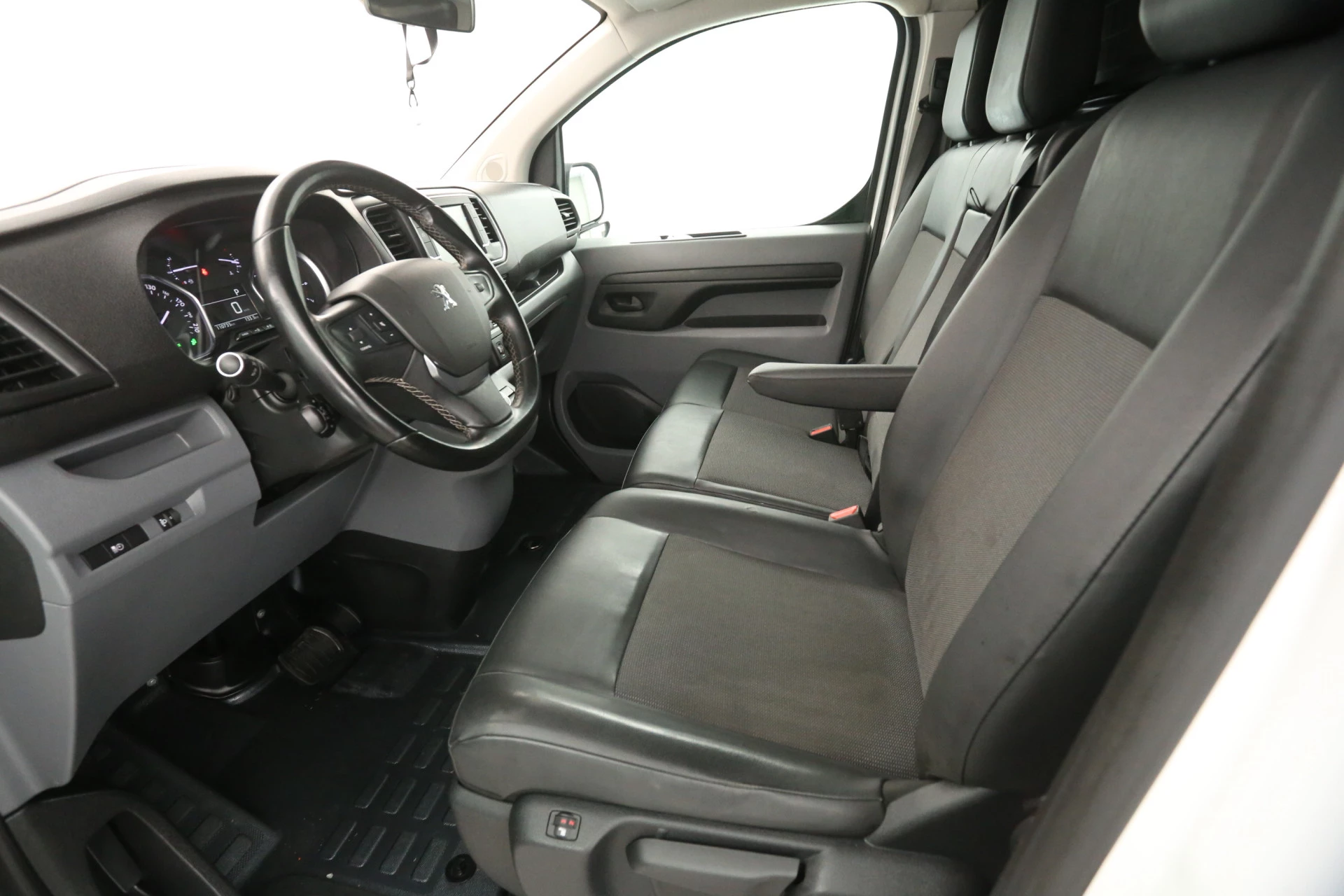 Hoofdafbeelding Peugeot Expert