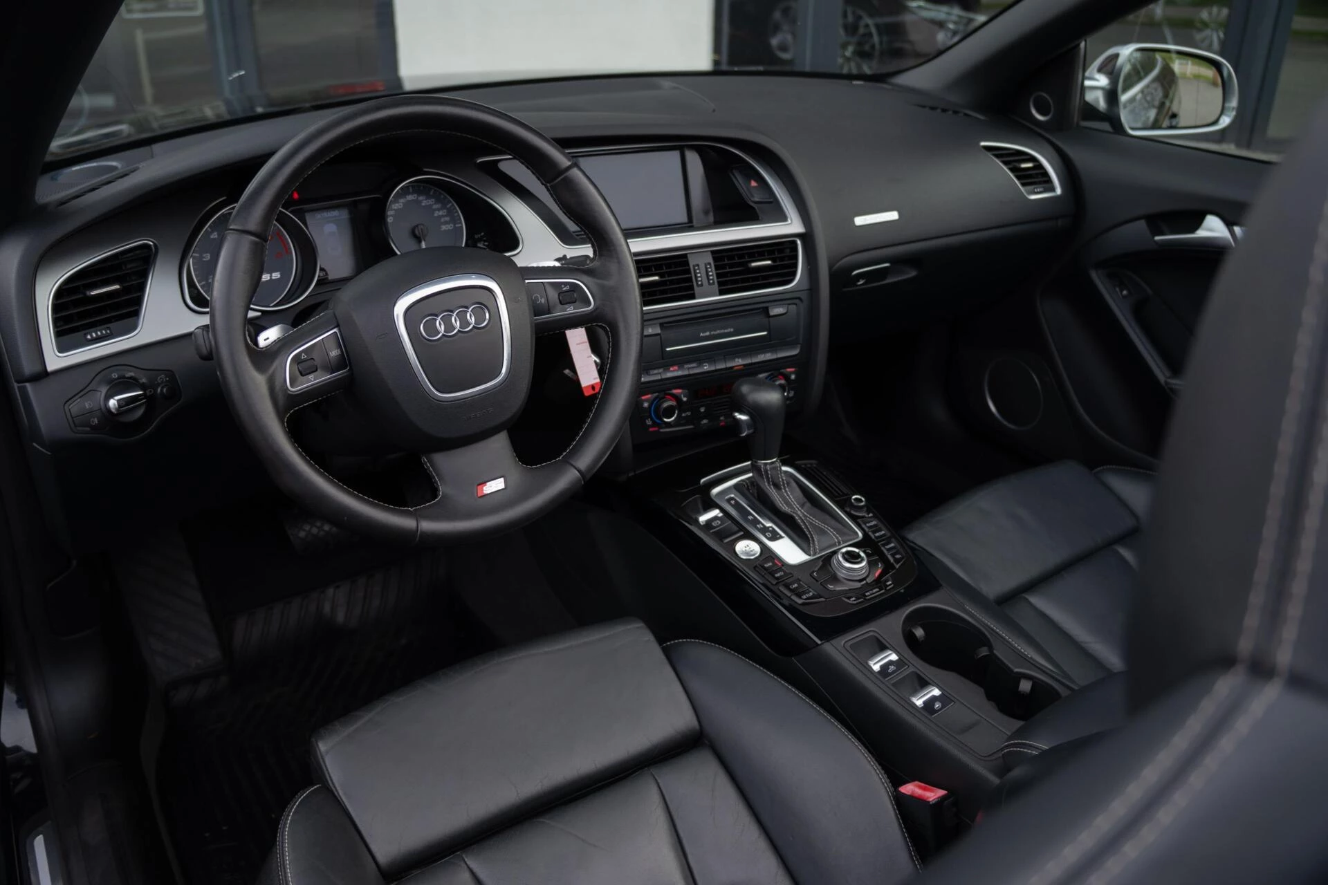 Hoofdafbeelding Audi S5