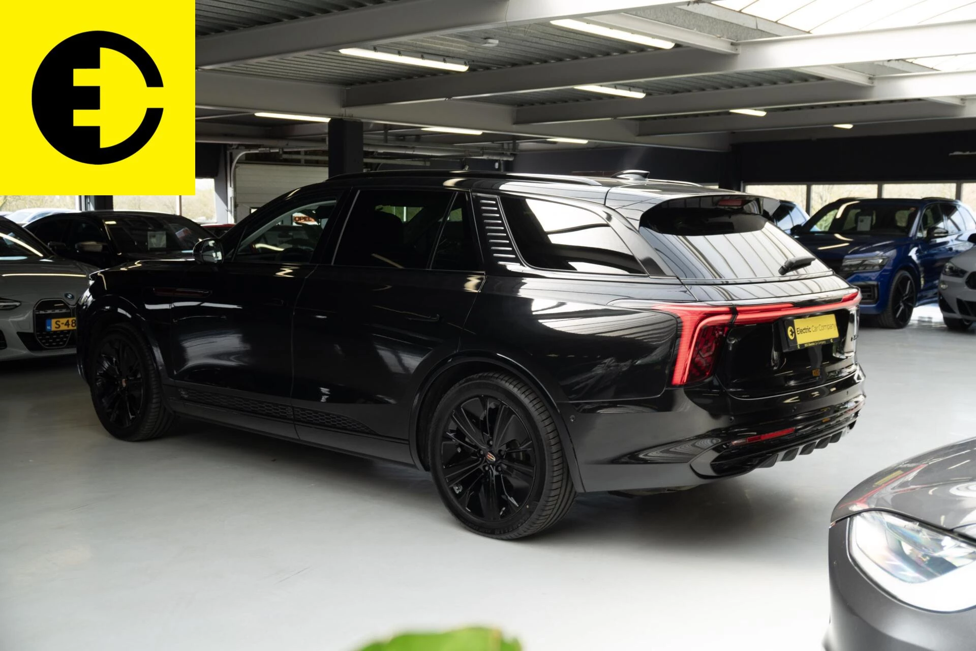 Hoofdafbeelding Hongqi E-HS9