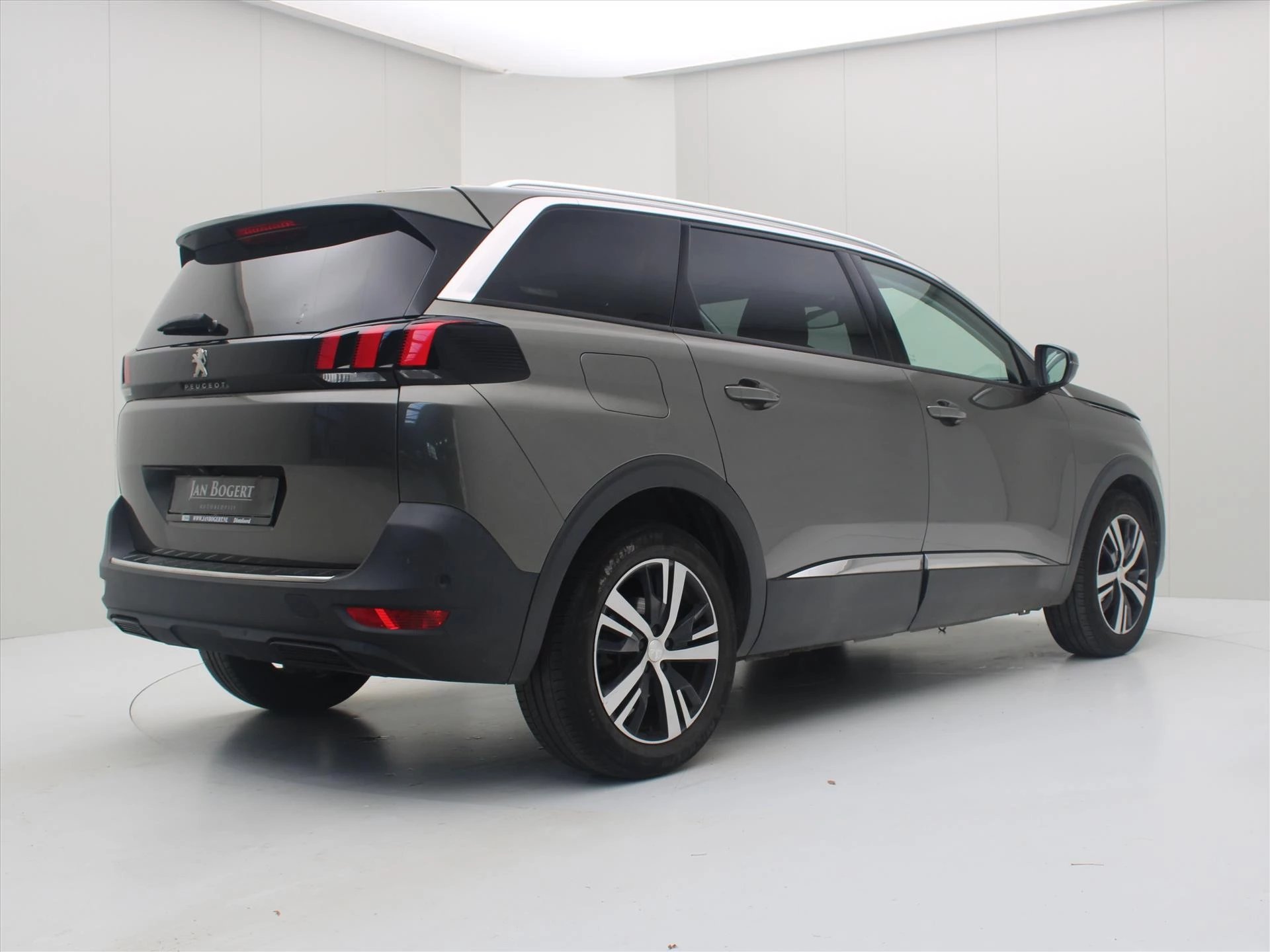 Hoofdafbeelding Peugeot 5008