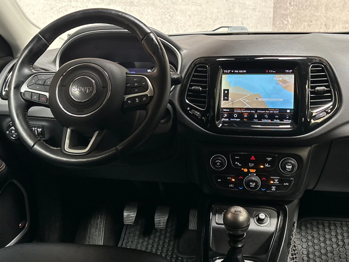 Hoofdafbeelding Jeep Compass