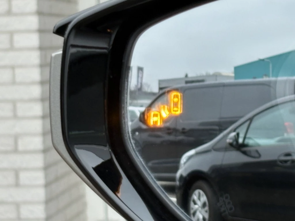 Hoofdafbeelding Lexus UX