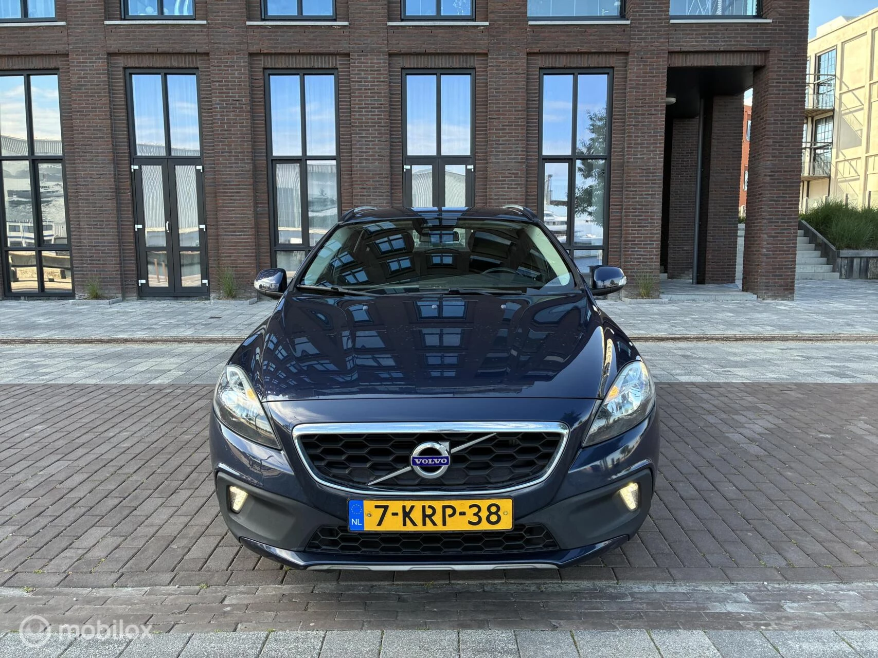 Hoofdafbeelding Volvo V40
