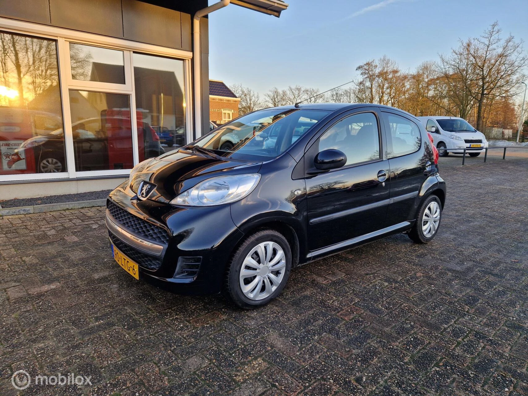 Hoofdafbeelding Peugeot 107
