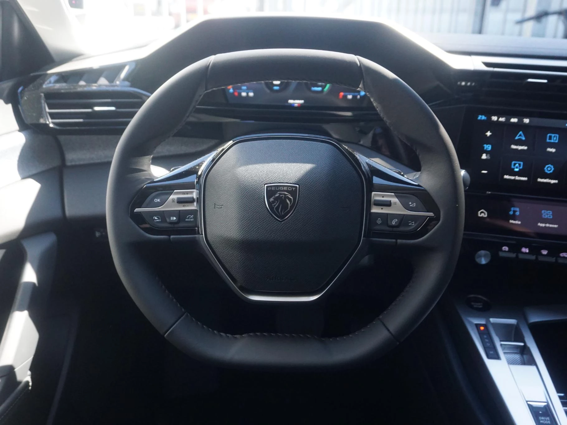 Hoofdafbeelding Peugeot 408