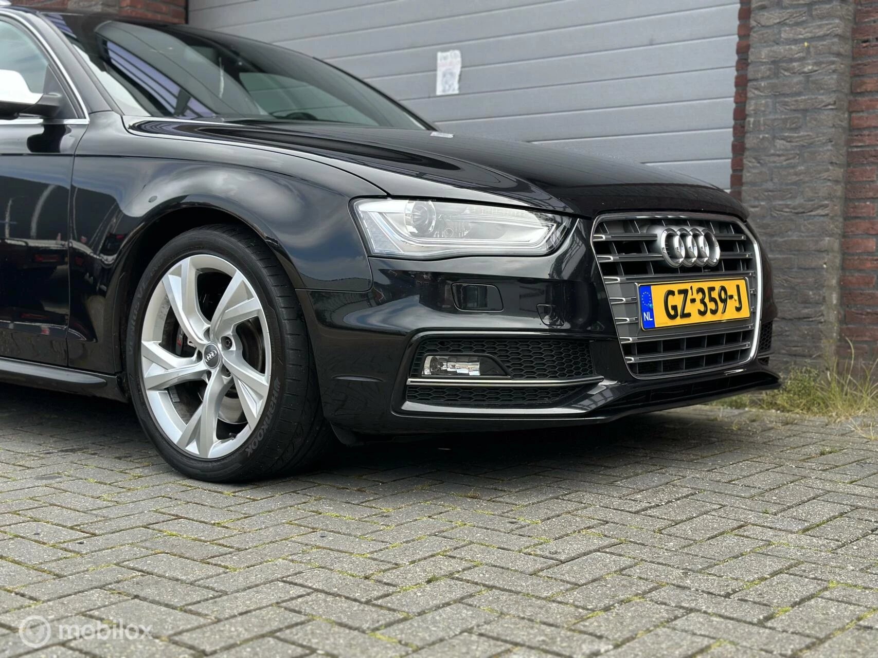 Hoofdafbeelding Audi S4