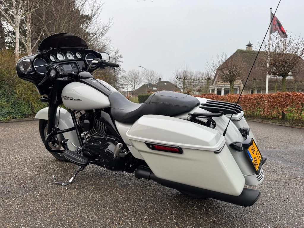 Hoofdafbeelding Harley-Davidson Street Glide