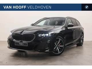 BMW 5 Serie Touring 530e M Sport Automaat / Panoramadak / Trekhaak / Comfortstoelen / Adaptieve LED / Parking Assistant Plus / Stoelventilatie / Comfort Access