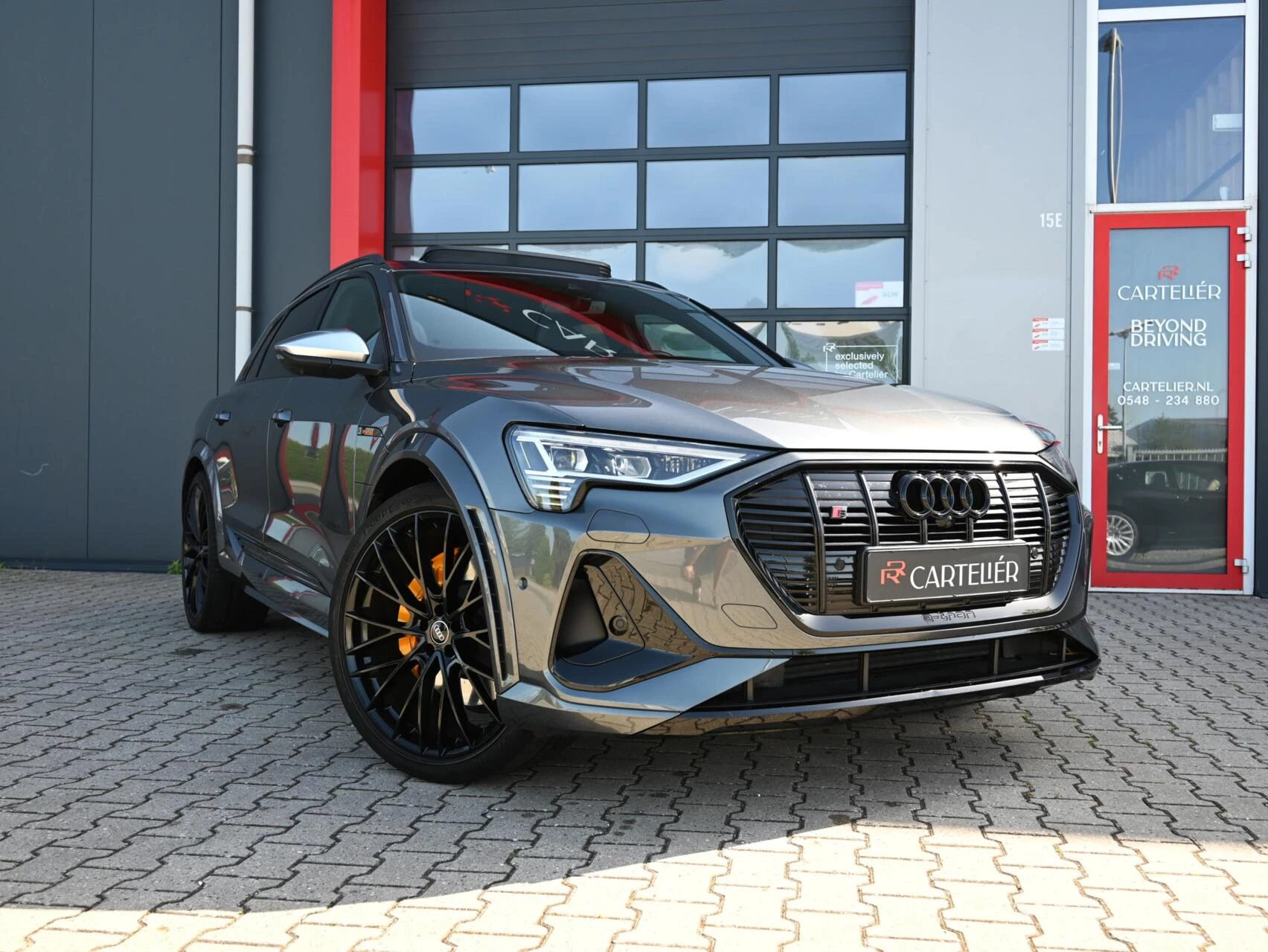 Hoofdafbeelding Audi e-tron