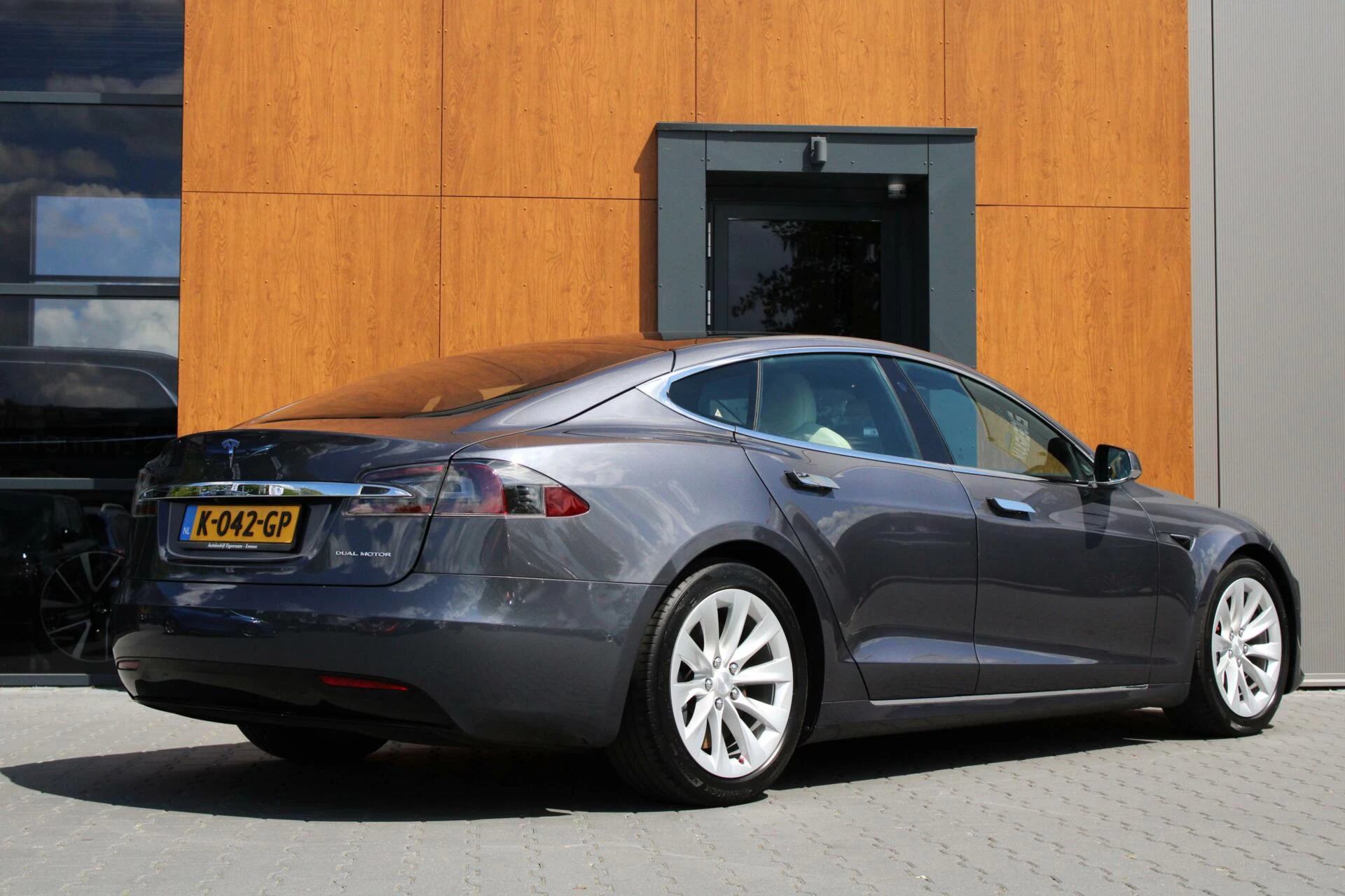Hoofdafbeelding Tesla Model S