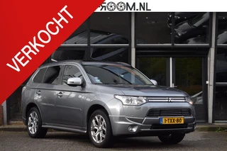 Hoofdafbeelding Mitsubishi Outlander Mitsubishi Outlander 2.0 PHEV Instyle+ Navi Cruise Camera