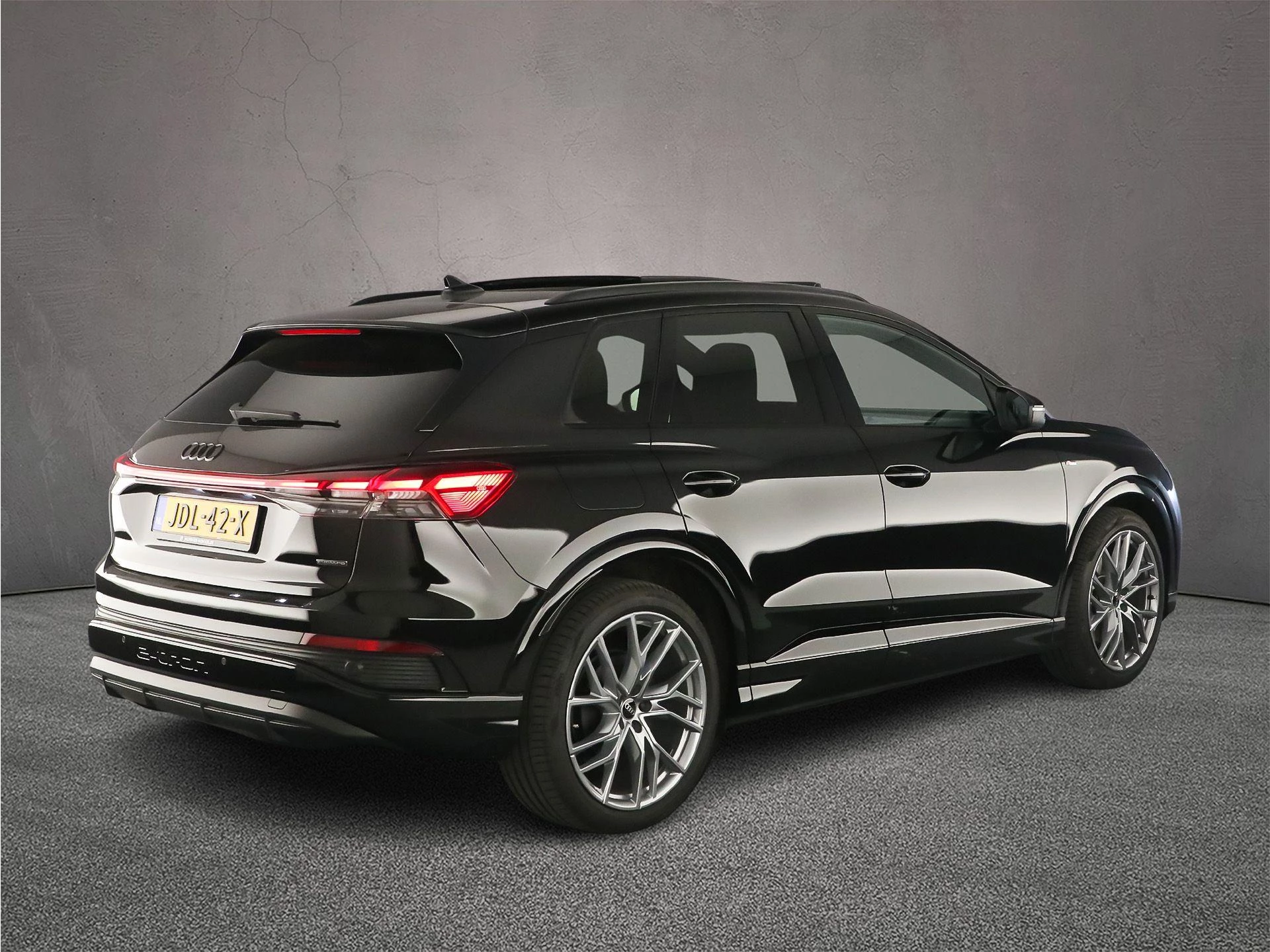 Hoofdafbeelding Audi Q4 e-tron