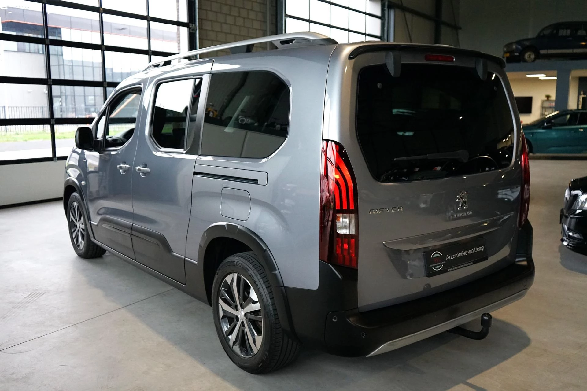 Hoofdafbeelding Peugeot Rifter