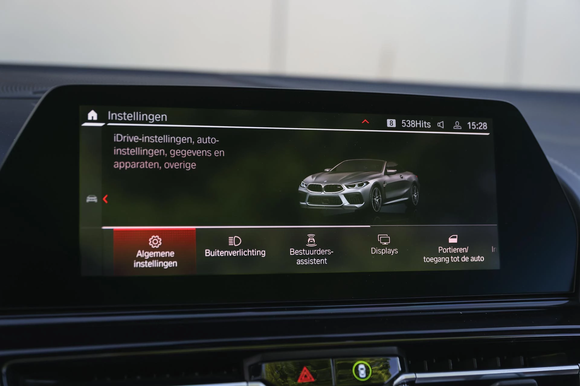 Hoofdafbeelding BMW M8