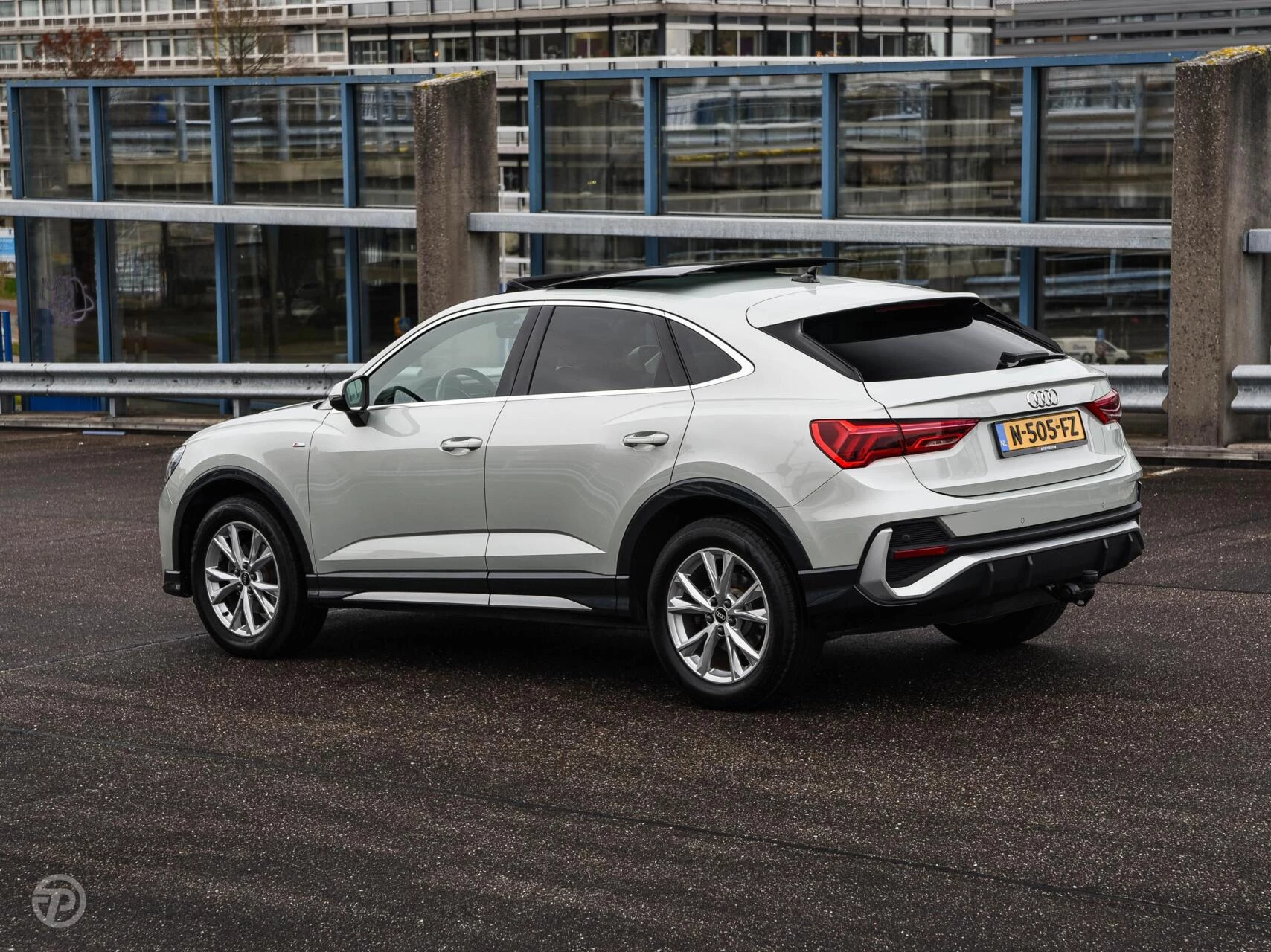 Hoofdafbeelding Audi Q3