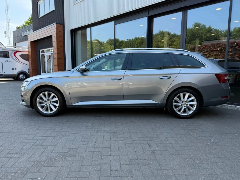 Hoofdafbeelding Škoda Superb