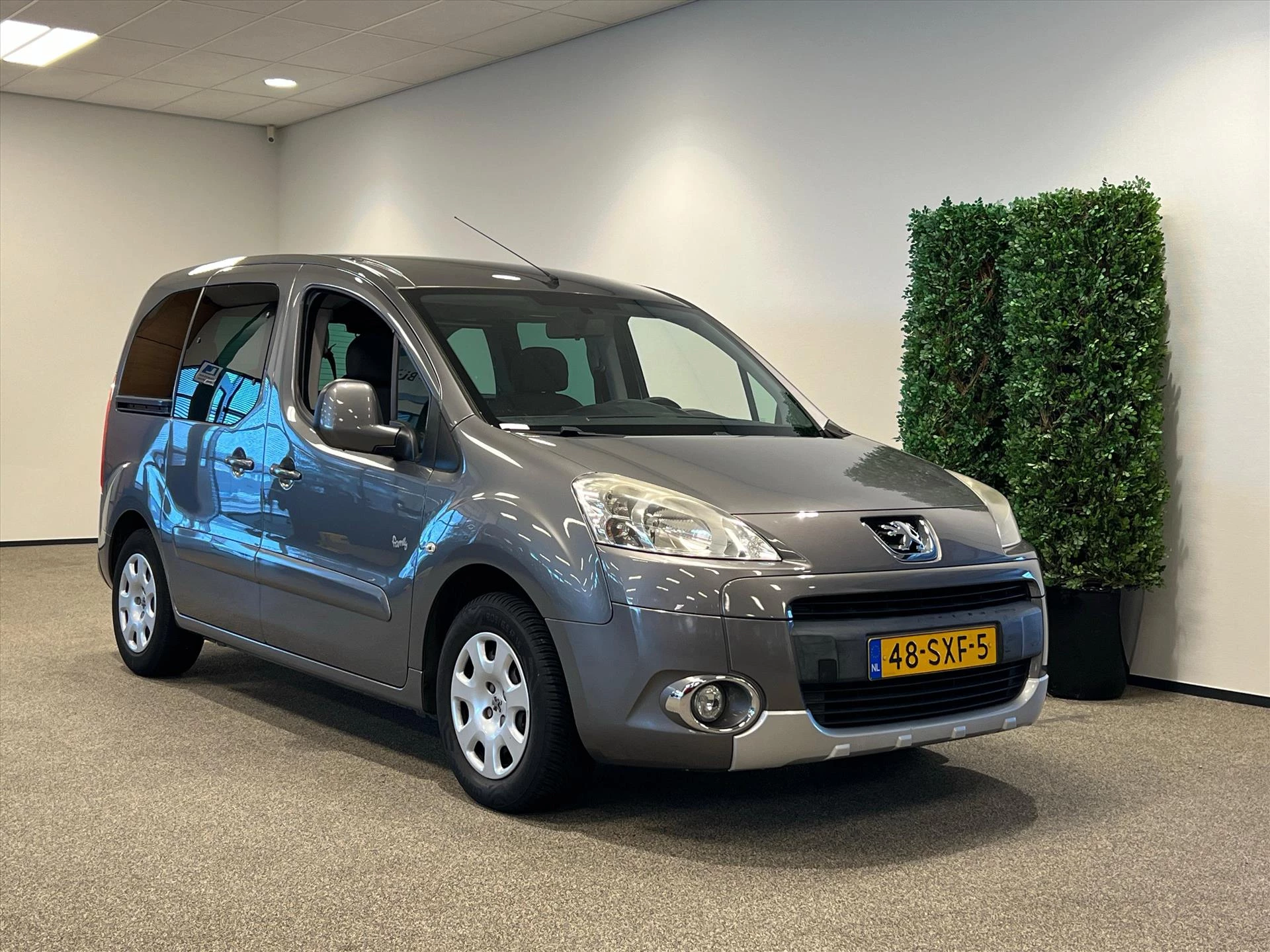 Hoofdafbeelding Peugeot Partner