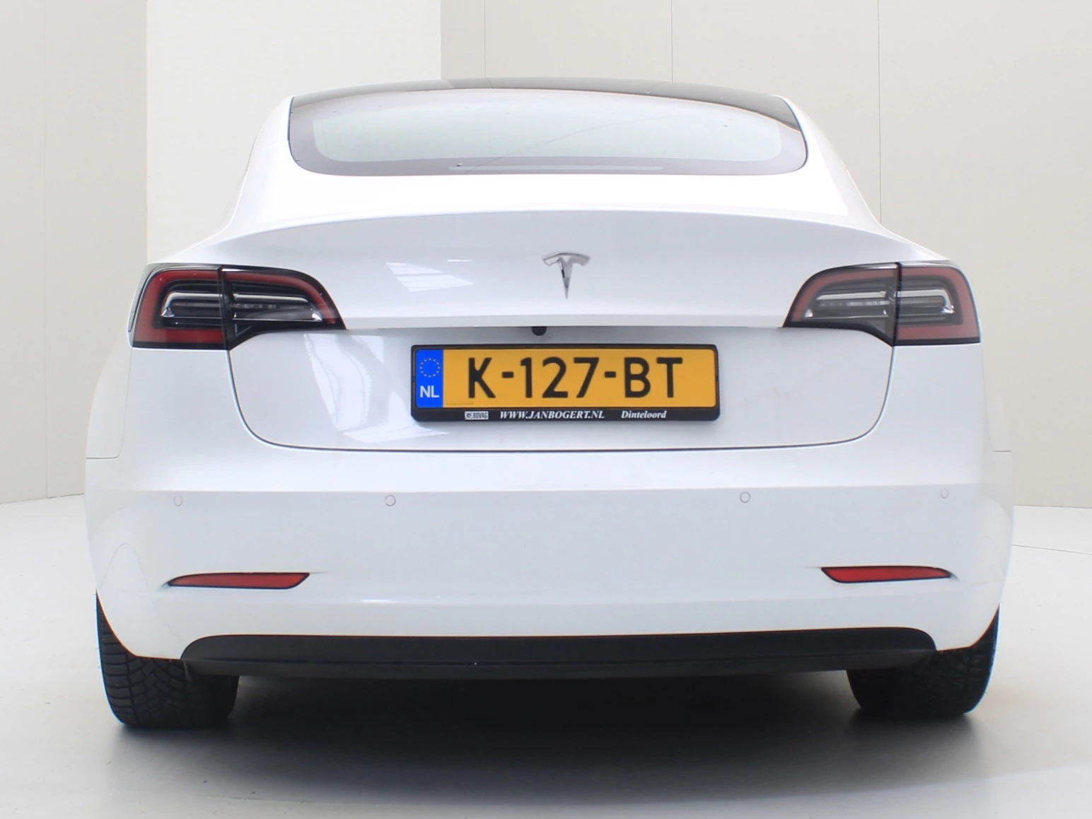 Hoofdafbeelding Tesla Model 3