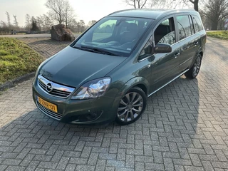Hoofdafbeelding Opel Zafira Opel Zafira 1.8 COSMO 7-Persoons