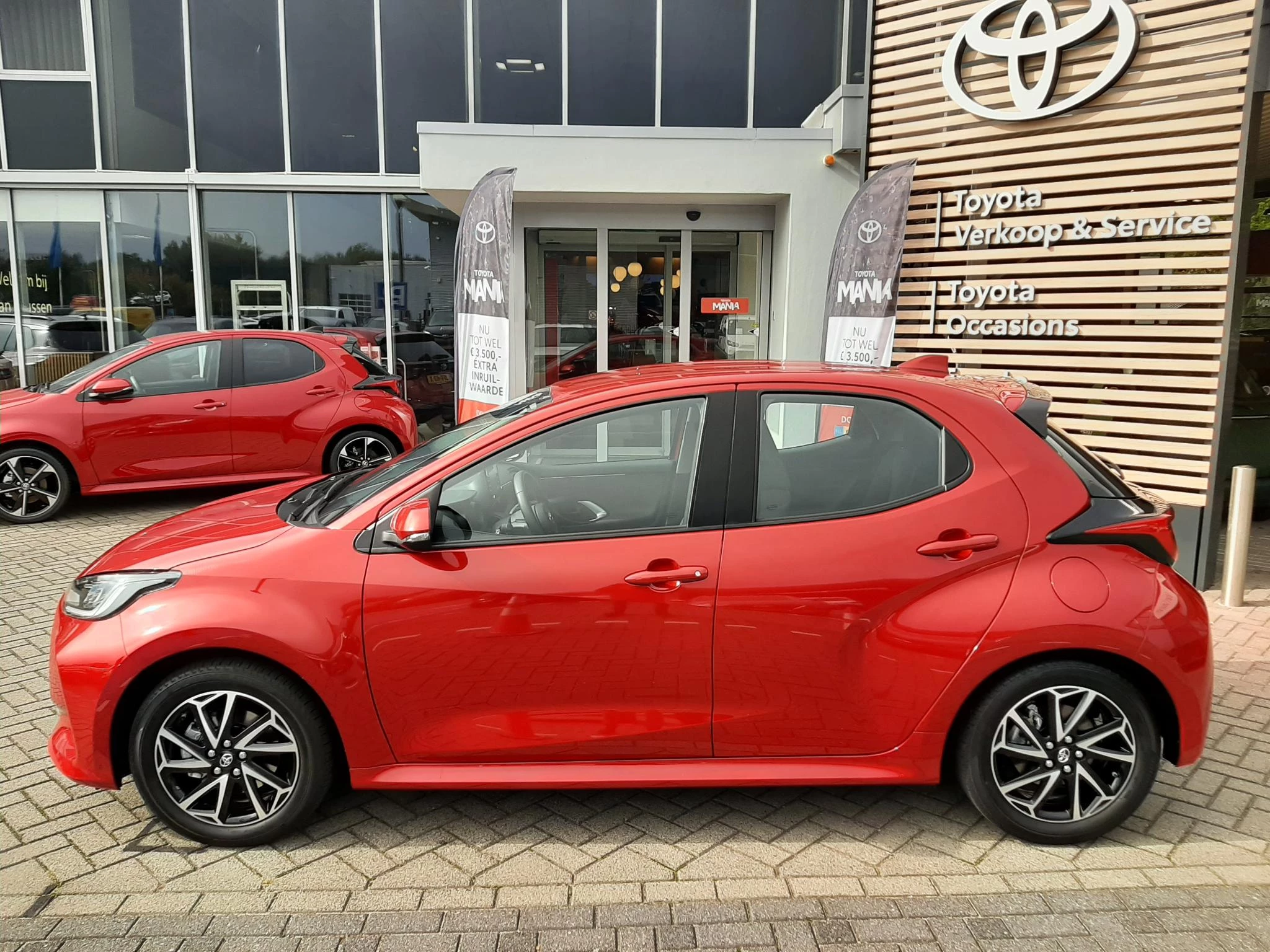 Hoofdafbeelding Toyota Yaris