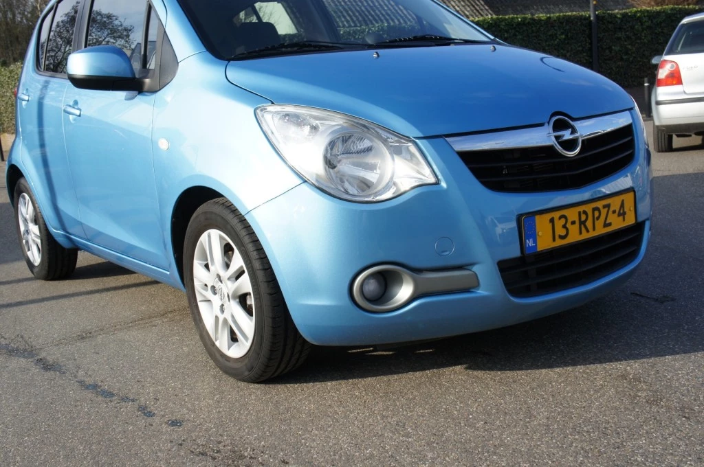 Hoofdafbeelding Opel Agila
