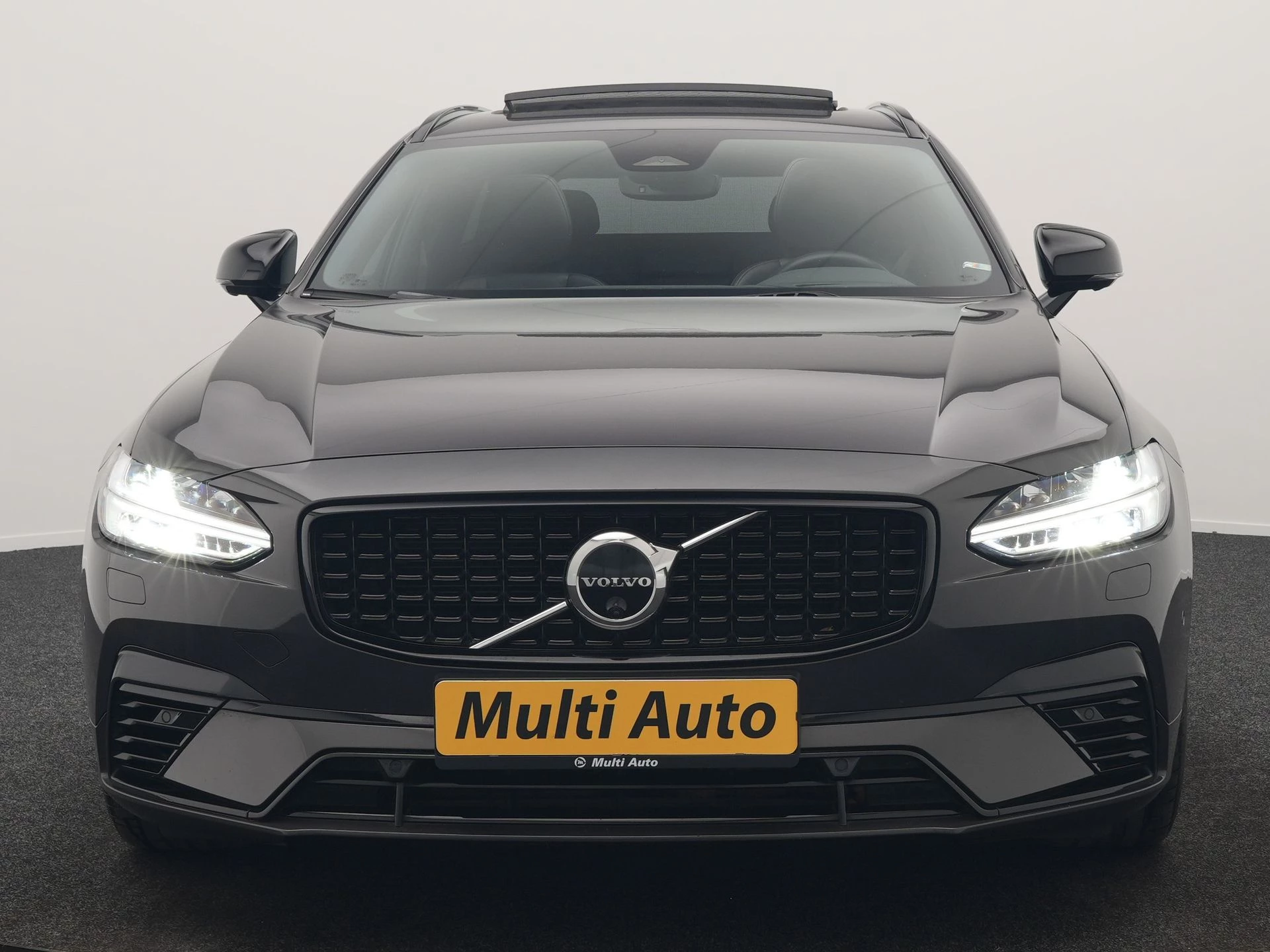 Hoofdafbeelding Volvo V90