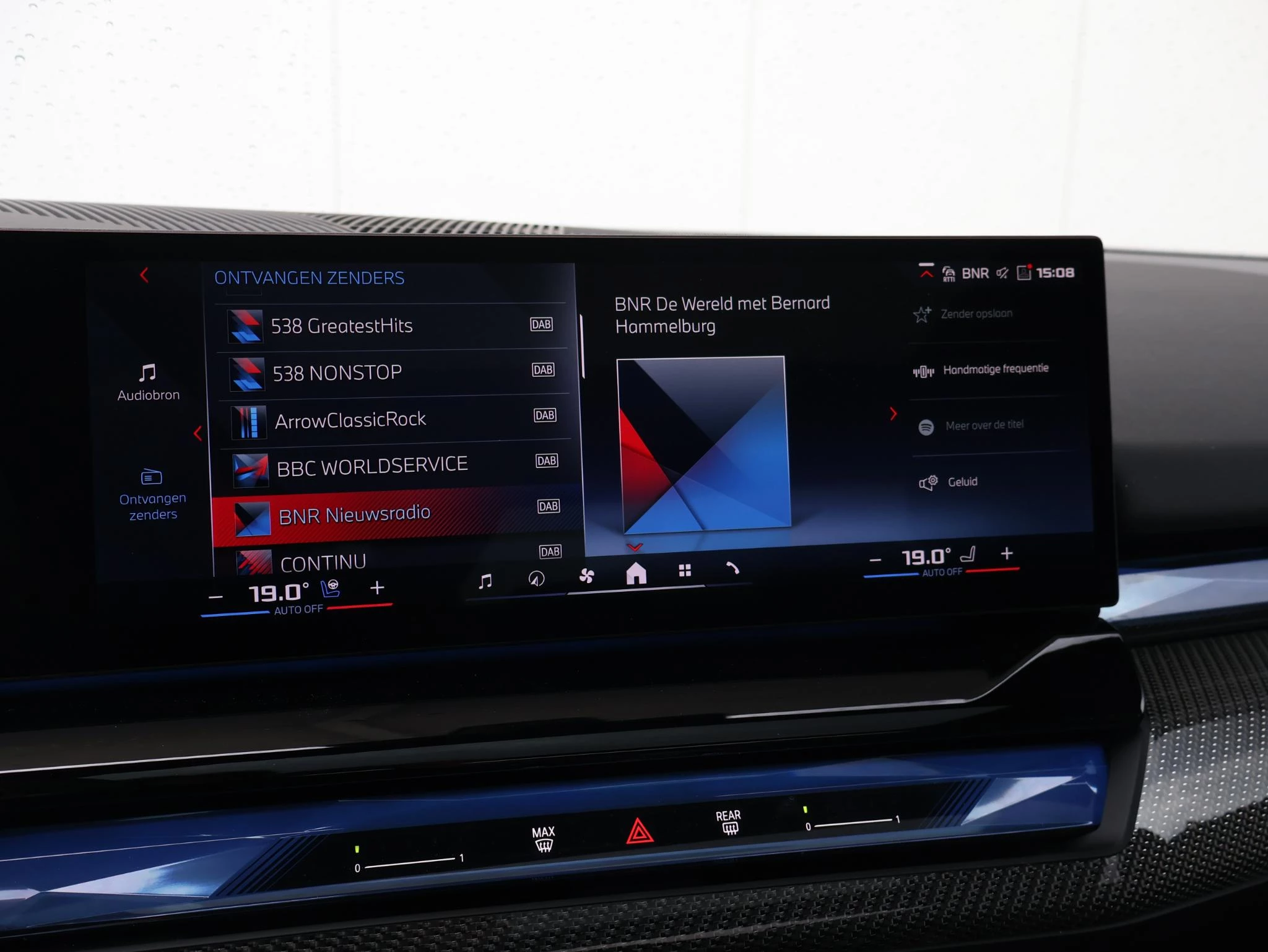 Hoofdafbeelding BMW i5