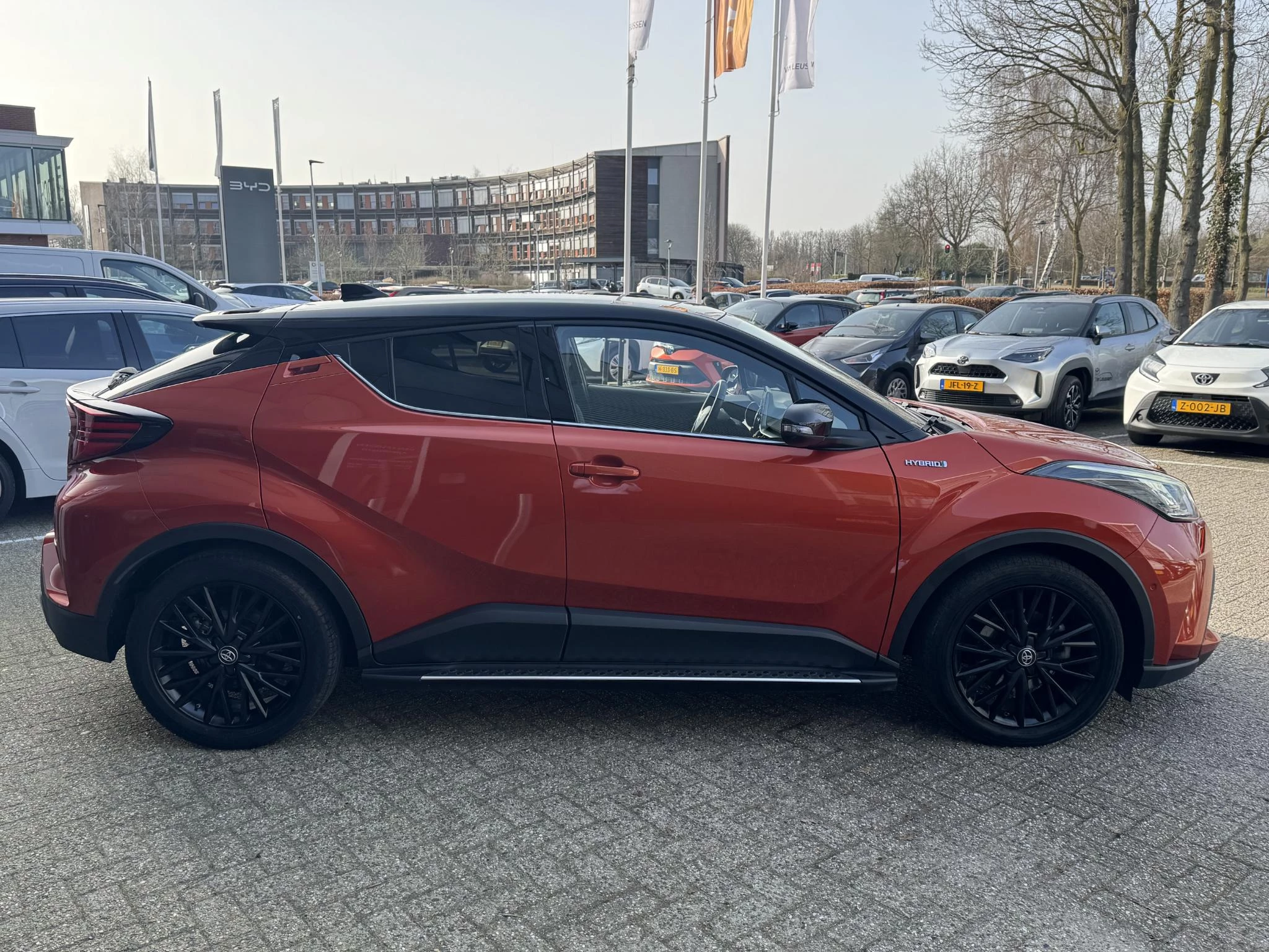 Hoofdafbeelding Toyota C-HR
