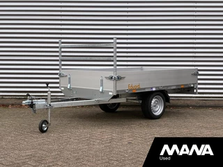 Hoofdafbeelding Eduard P3 Eduard P3 P3-2514 ongeremd 230x140 750KG Neuswiel LED verlichting