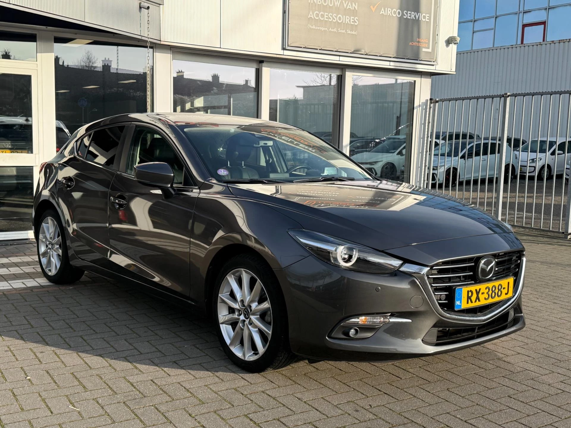 Hoofdafbeelding Mazda 3