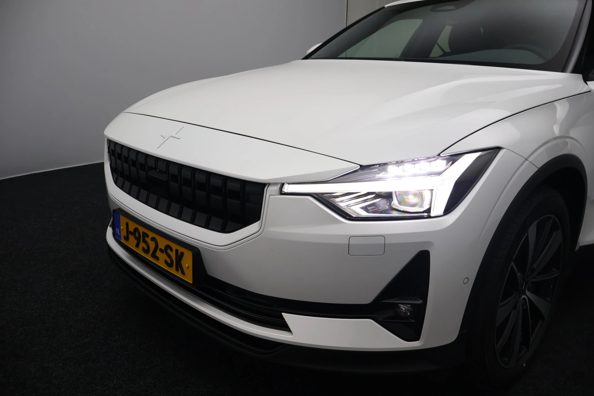 Hoofdafbeelding Polestar 2