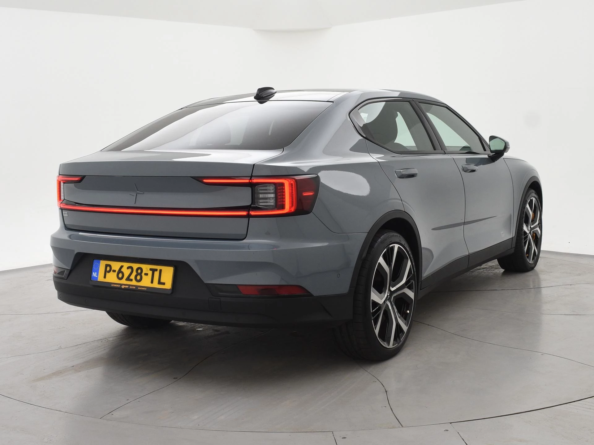 Hoofdafbeelding Polestar 2