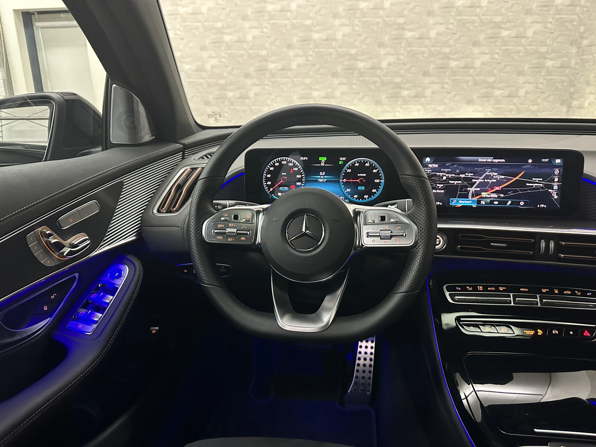 Hoofdafbeelding Mercedes-Benz EQC