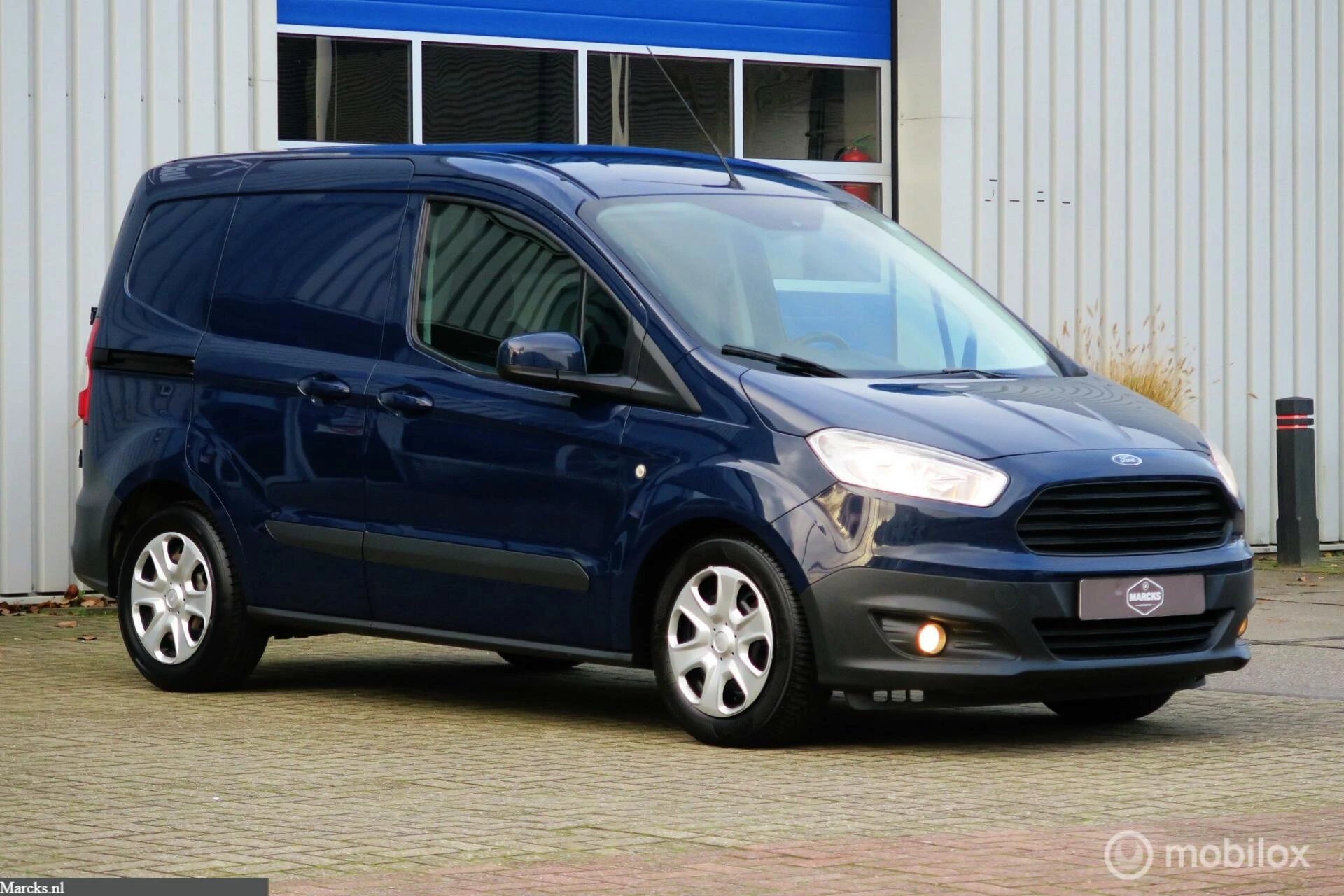 Hoofdafbeelding Ford Transit Courier