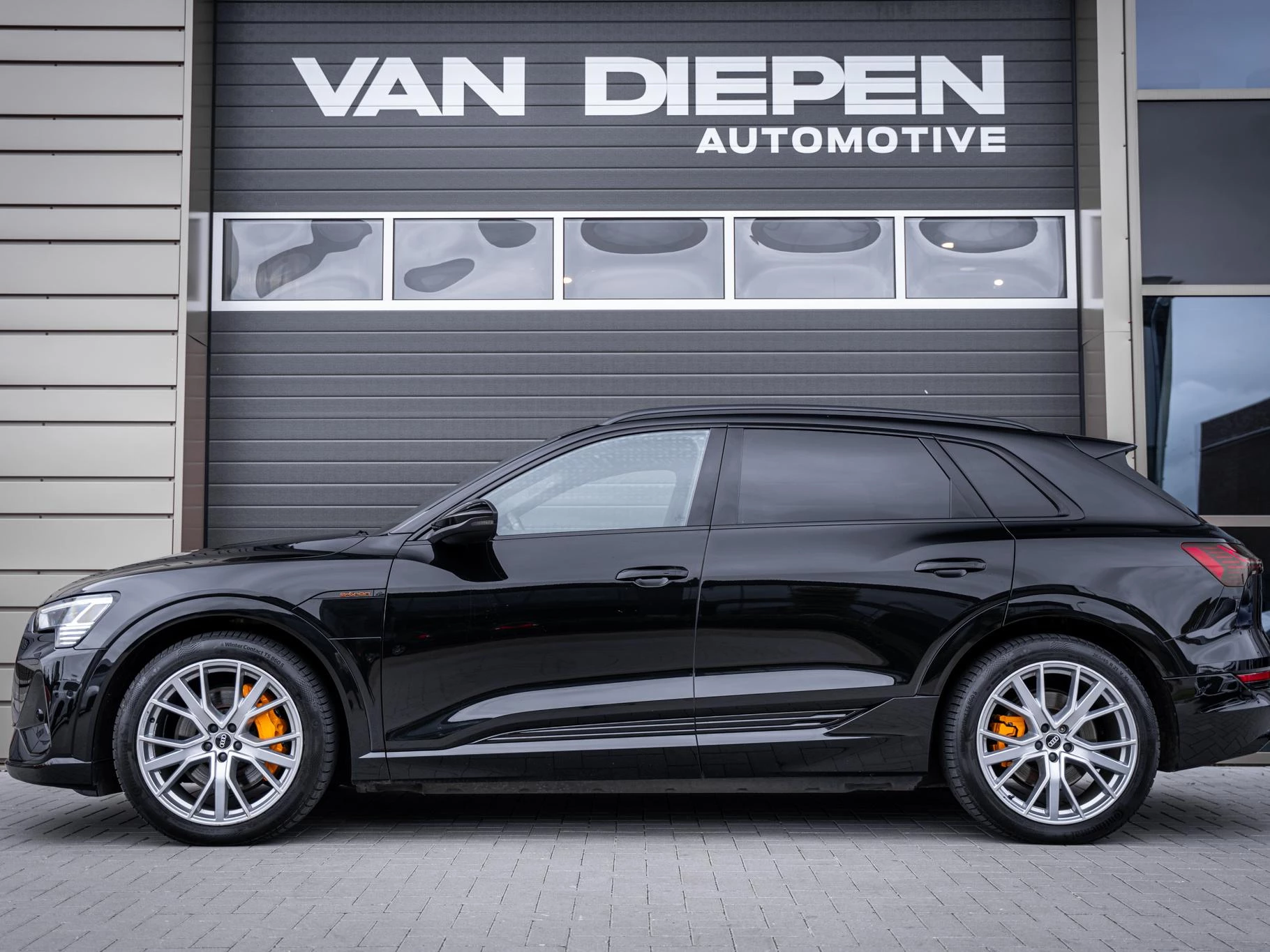 Hoofdafbeelding Audi e-tron