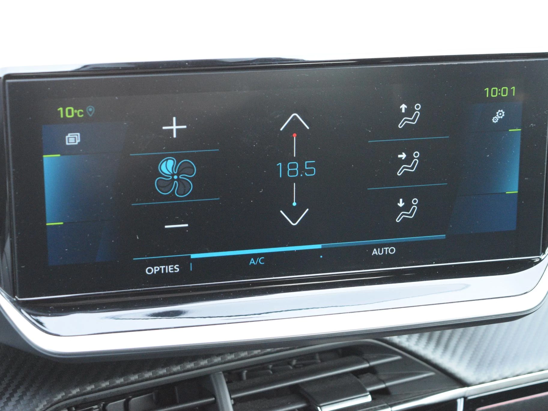 Hoofdafbeelding Peugeot e-208