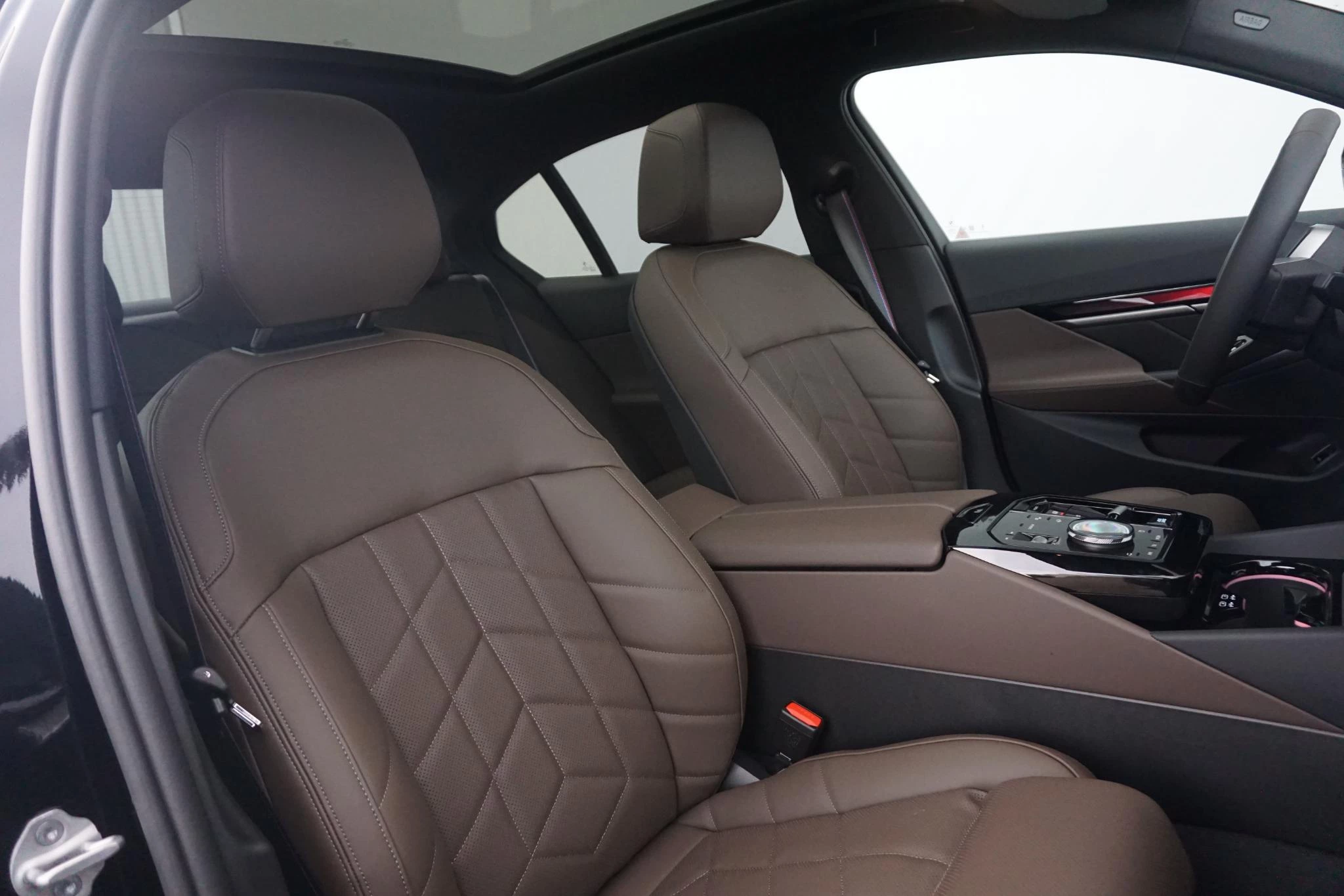 Hoofdafbeelding BMW i5