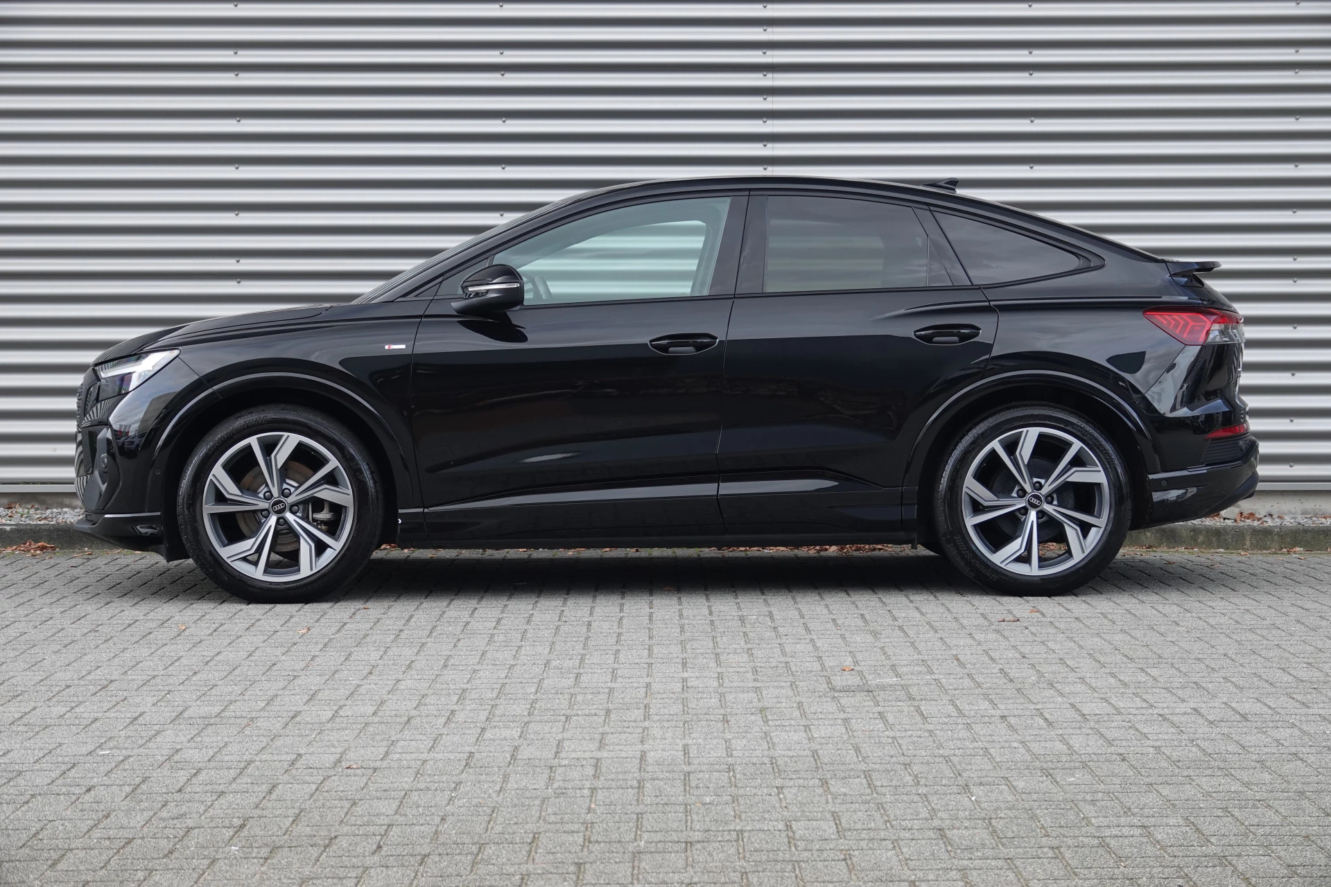 Hoofdafbeelding Audi Q4 Sportback e-tron