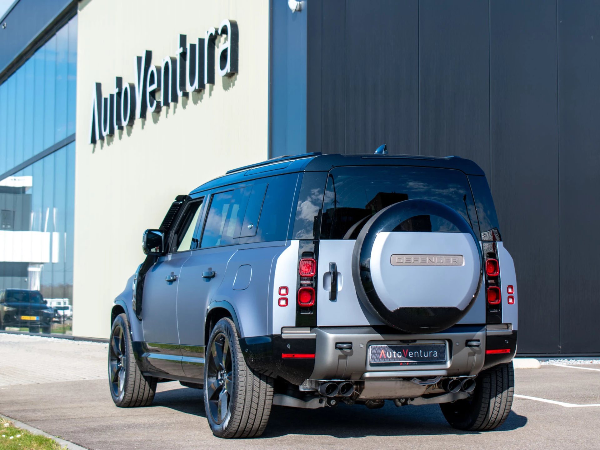 Hoofdafbeelding Land Rover Defender