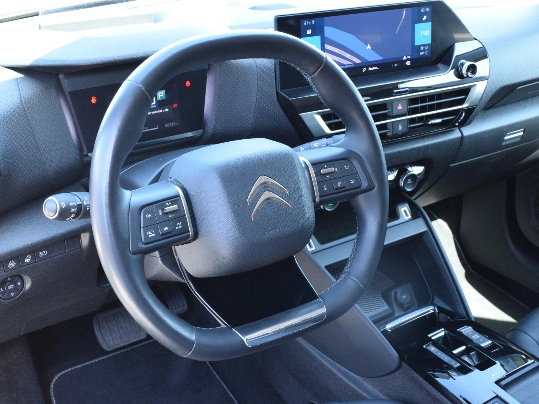 Hoofdafbeelding Citroën ë-C4