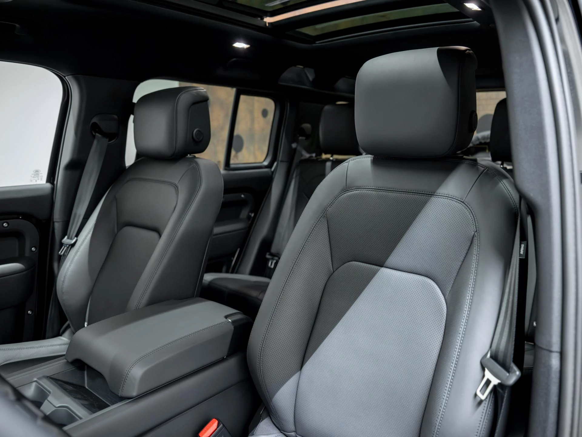 Hoofdafbeelding Land Rover Defender