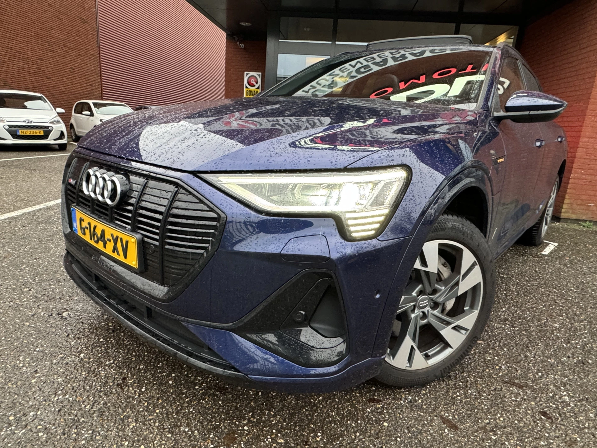 Hoofdafbeelding Audi e-tron