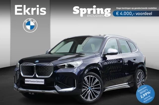 Hoofdafbeelding BMW iX1 BMW iX1 xDrive30 xLine | Innovation Pack | 20 inch BMW Individual Light alloy wheels multi-spoke | Glazen panoramadak | Easter