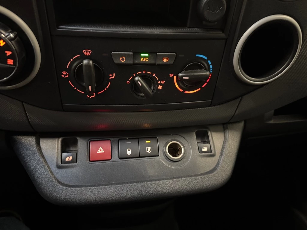 Hoofdafbeelding Peugeot Partner