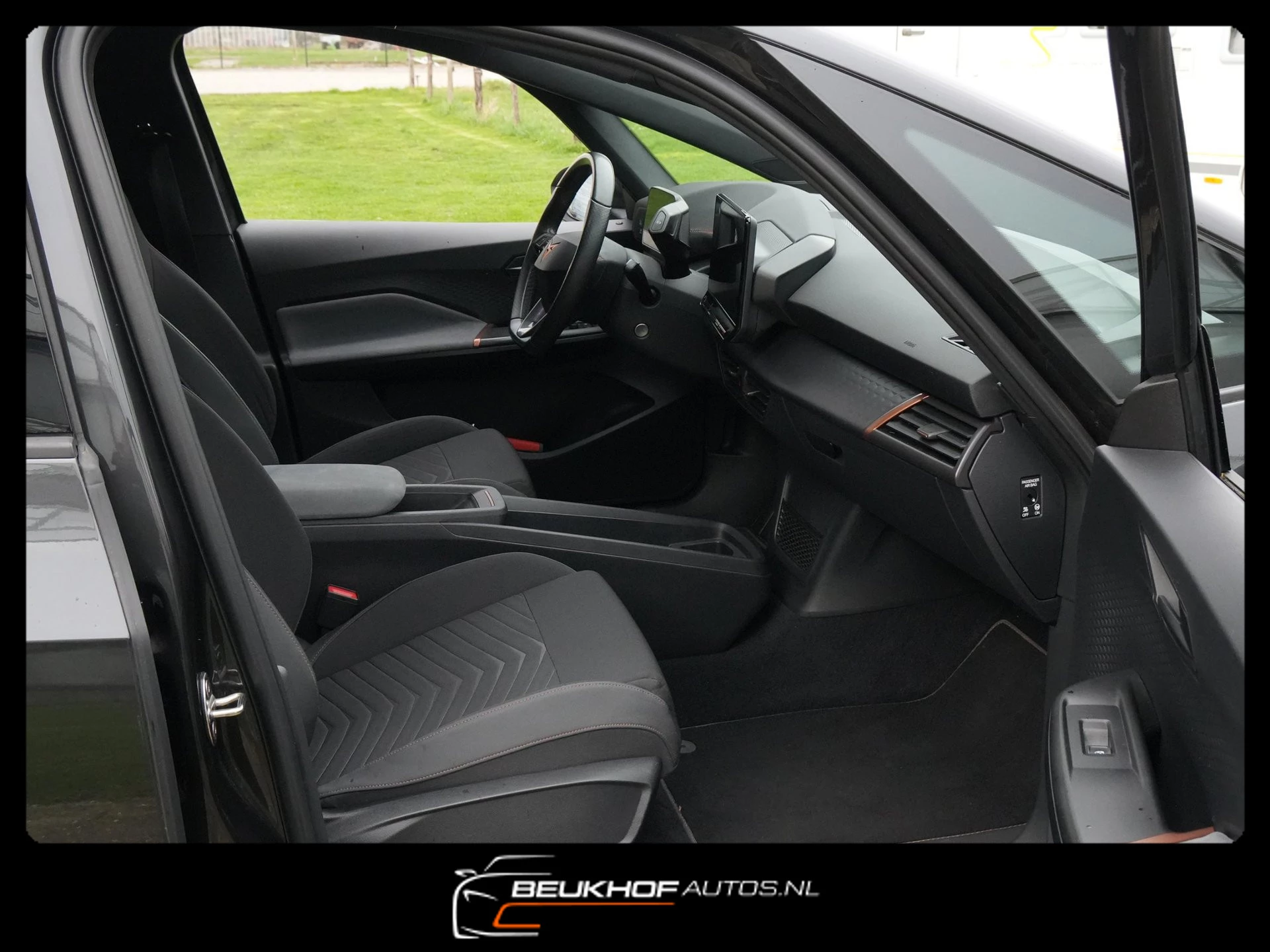 Hoofdafbeelding CUPRA Born