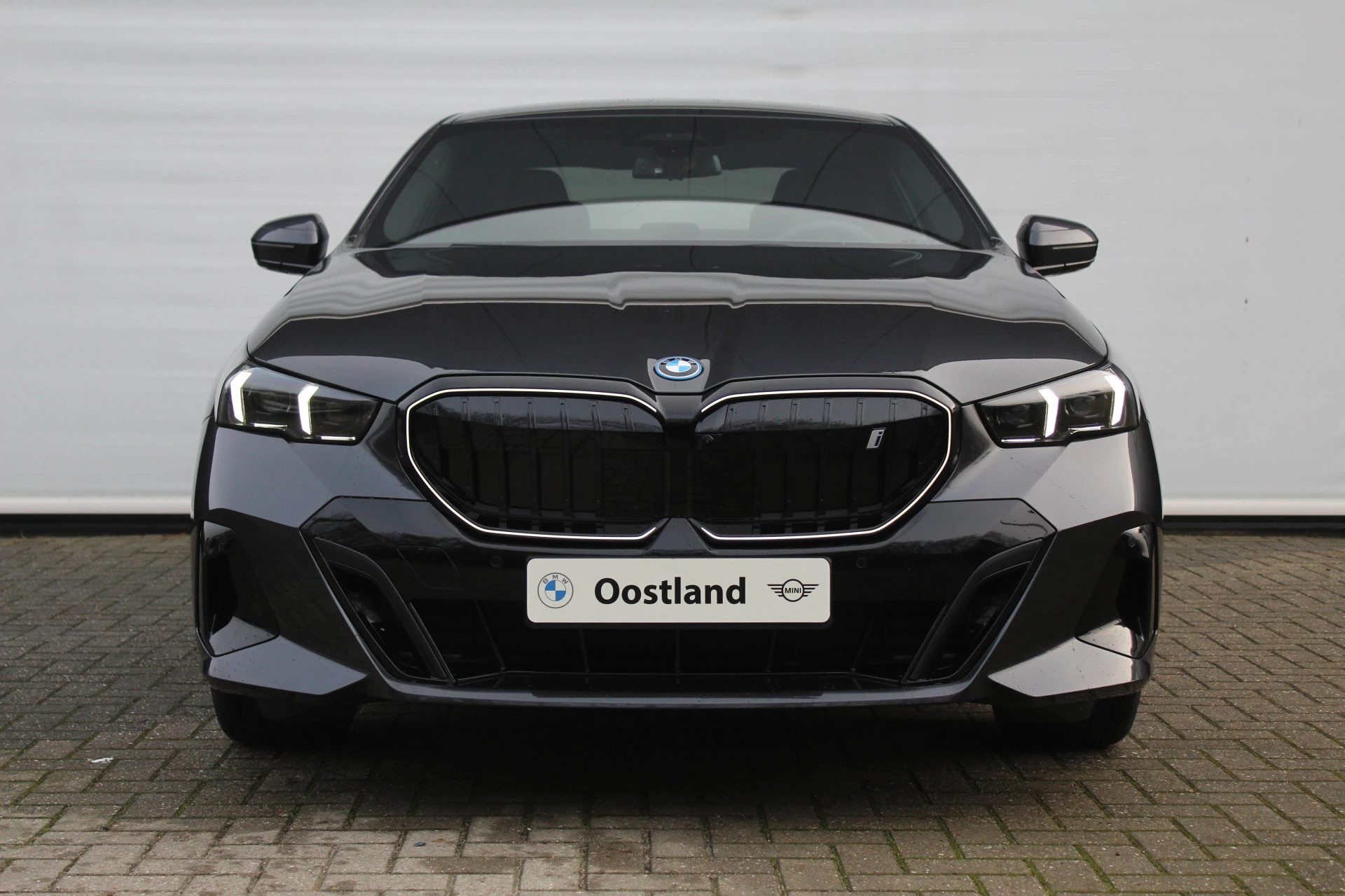 Hoofdafbeelding BMW i5
