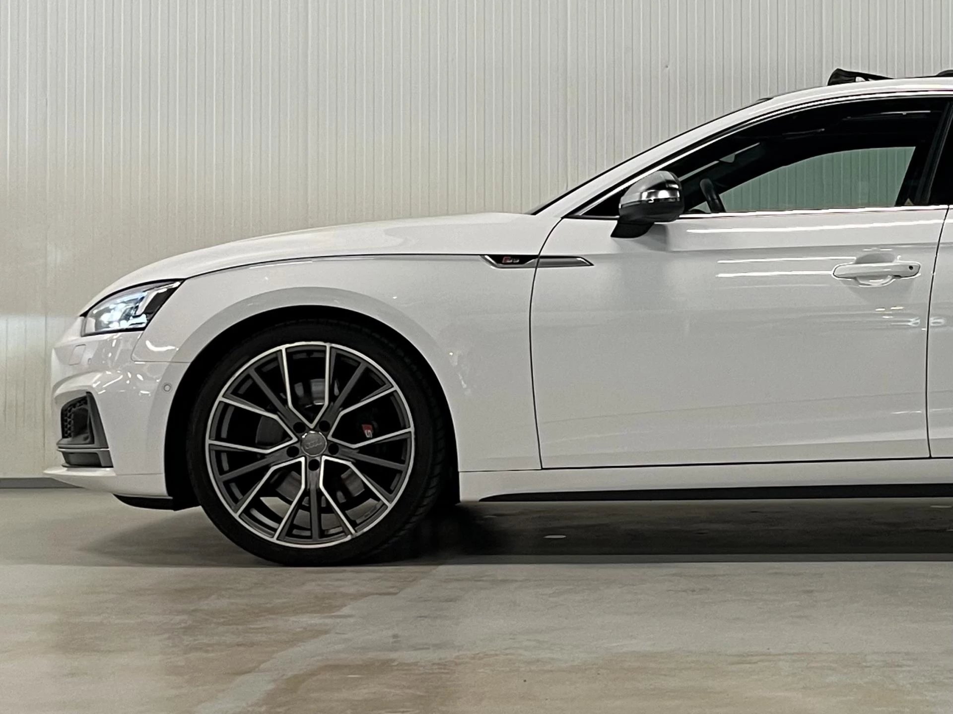 Hoofdafbeelding Audi S5